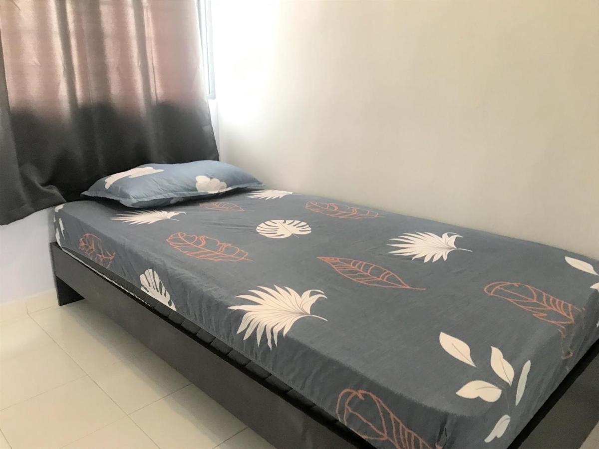 Oyo 90493 Jl Homestay スガマッ エクステリア 写真
