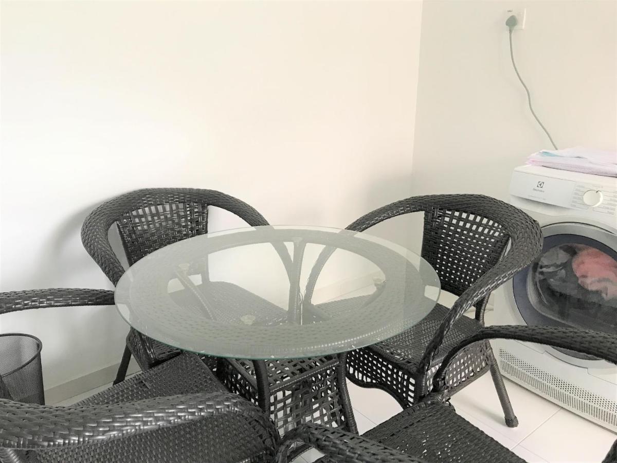 Oyo 90493 Jl Homestay スガマッ エクステリア 写真