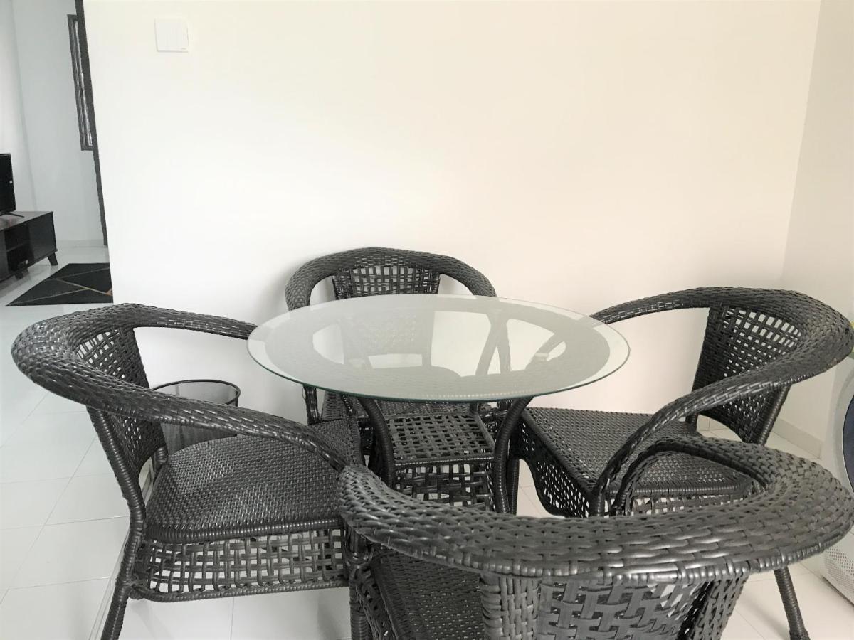Oyo 90493 Jl Homestay スガマッ エクステリア 写真