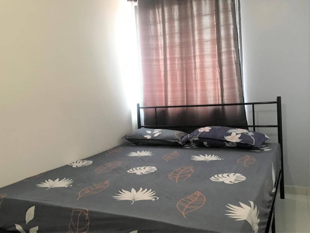 Oyo 90493 Jl Homestay スガマッ エクステリア 写真
