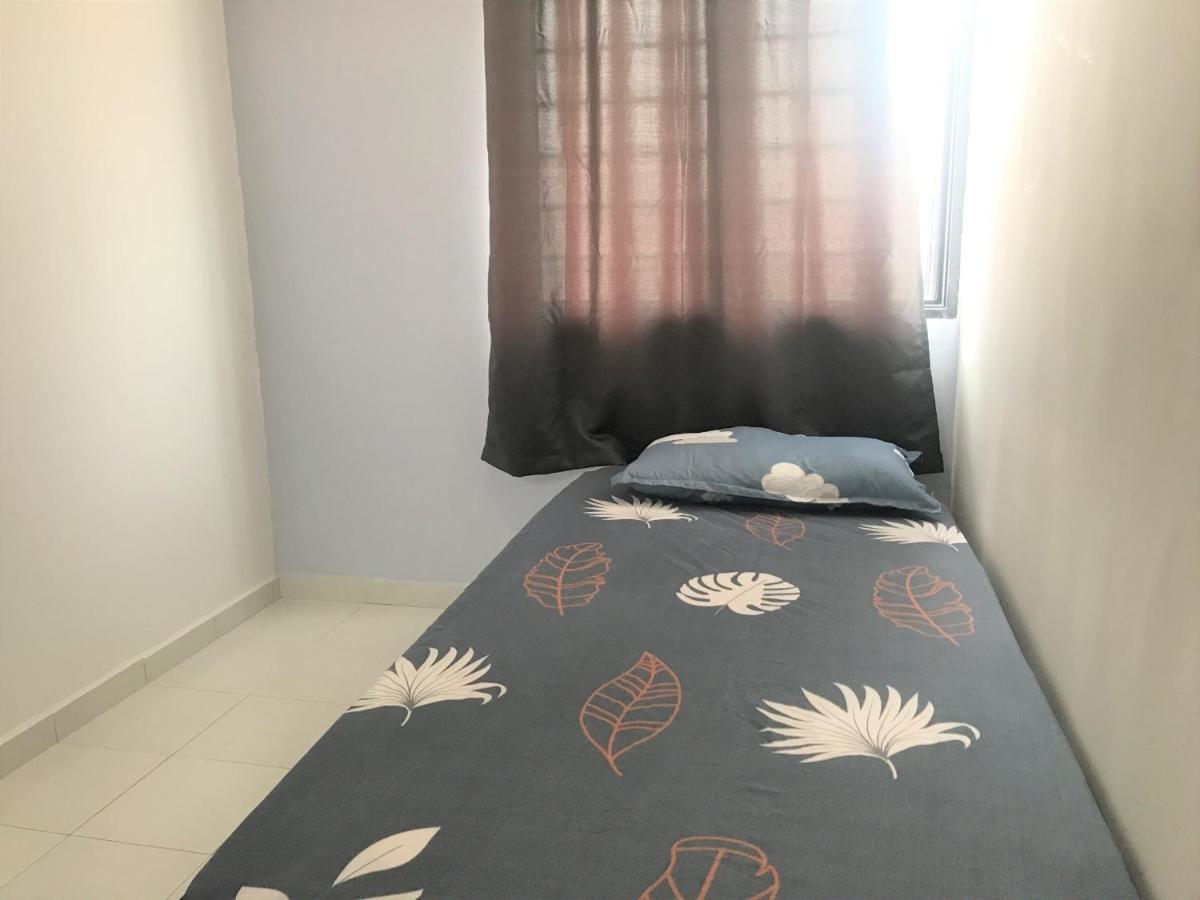 Oyo 90493 Jl Homestay スガマッ エクステリア 写真